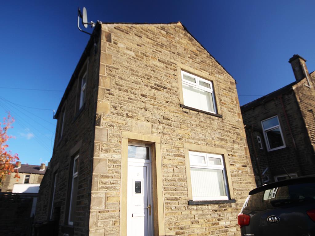 2 bedroom end terrace house SSTC in Colne - IMG_0070.jpg